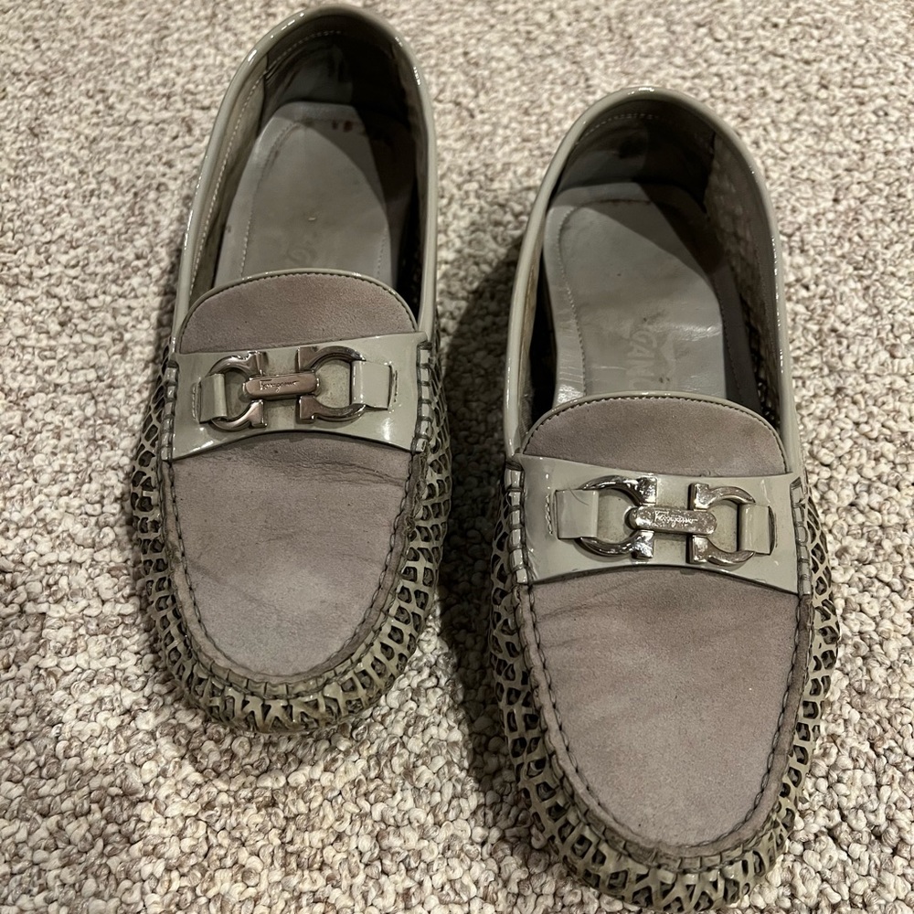 Salvatore Ferragamo Gray Leather and Suede Loafers Size 10